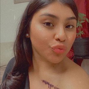 Meet your Posher, Iris